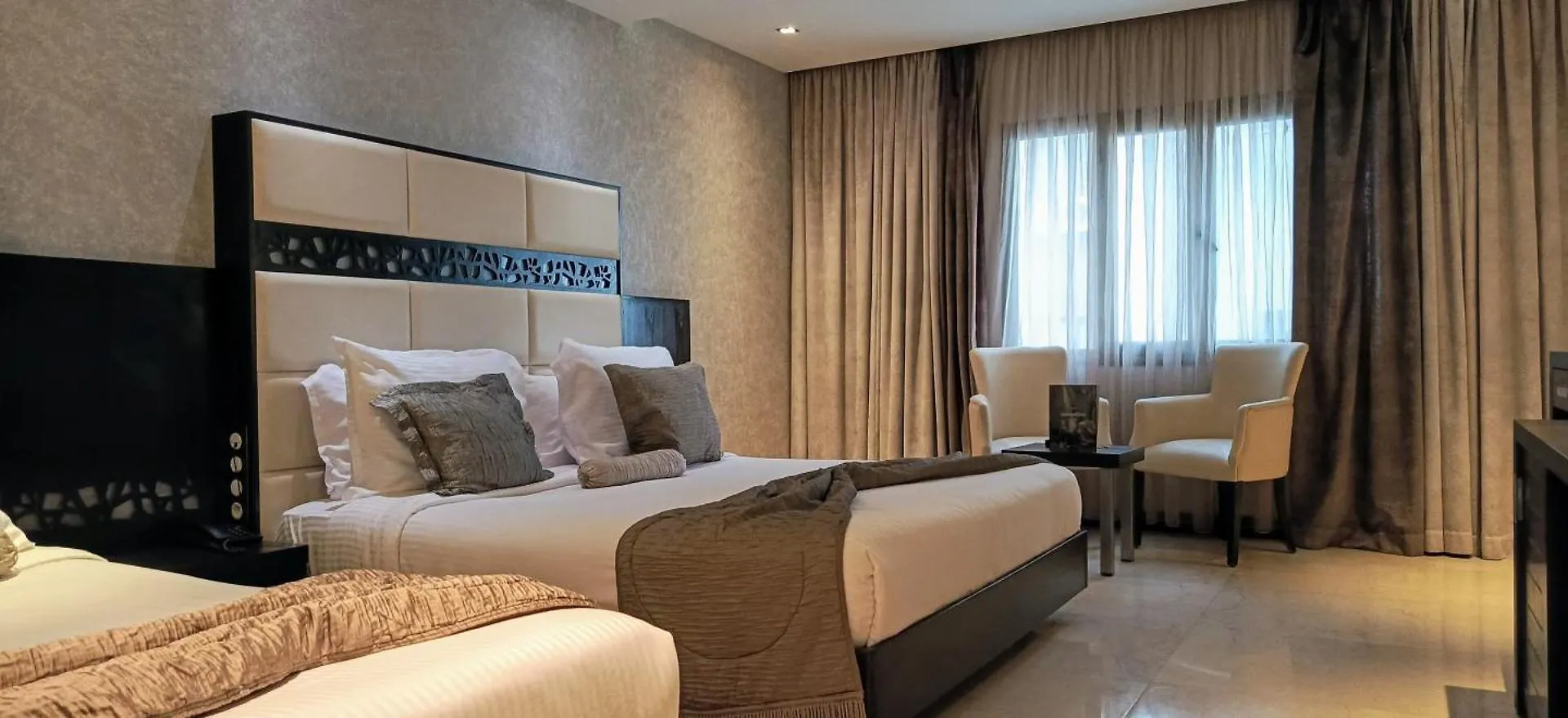 Samarons Hotels Арьяна