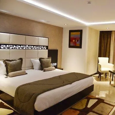 Samarons Hotels Арьяна 4*,