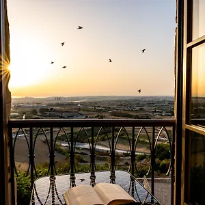https://the-xara-palace-relais-chateaux.hotelssaintjulians.com